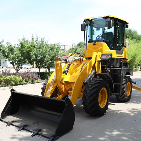 SAAO WZ28-20 : Le Titan Amiral Robustesse Maximale | Levage de 2 Tonnes, Godet de 1 m³ et Moteur Kohler EPA4