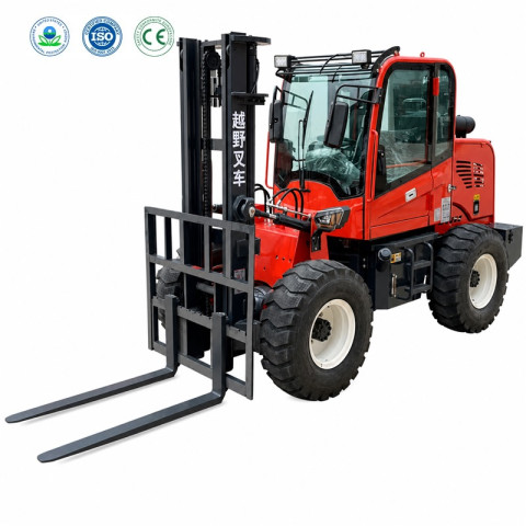 Chariot élévateur tout-terrain 1,5 tonne 4WD | Levée de 3 m