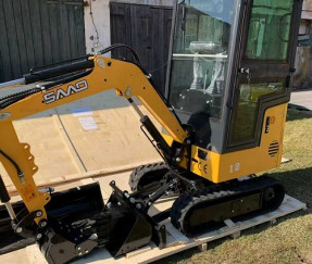 Mini excavatrice Pologne