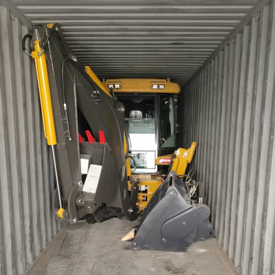 Chargeuse-pelleteuse SAAO WZ388 pour l'entretien des routes rurales, Mexique