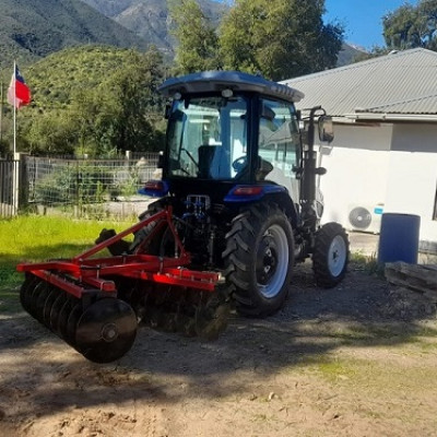 Chili | SAAO Chargeuses-pelleteuses et tracteurs : le duo gagnant pour l’excellence agricole et les infrastructures